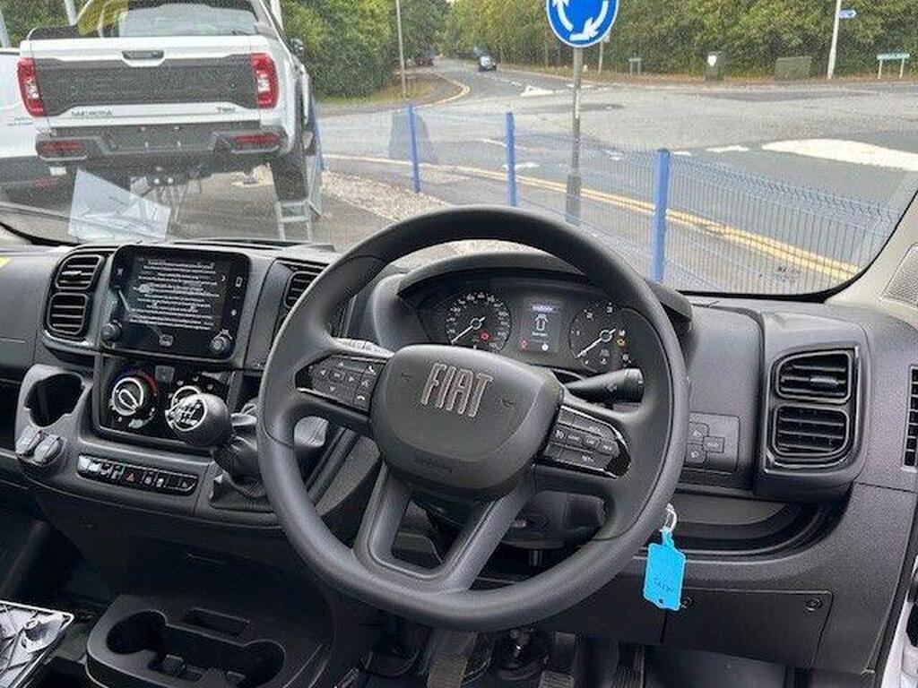 Brand New Fiat Ducato 2.2 Multijet III 35 L3 H1 Dropside Gallery Image 2