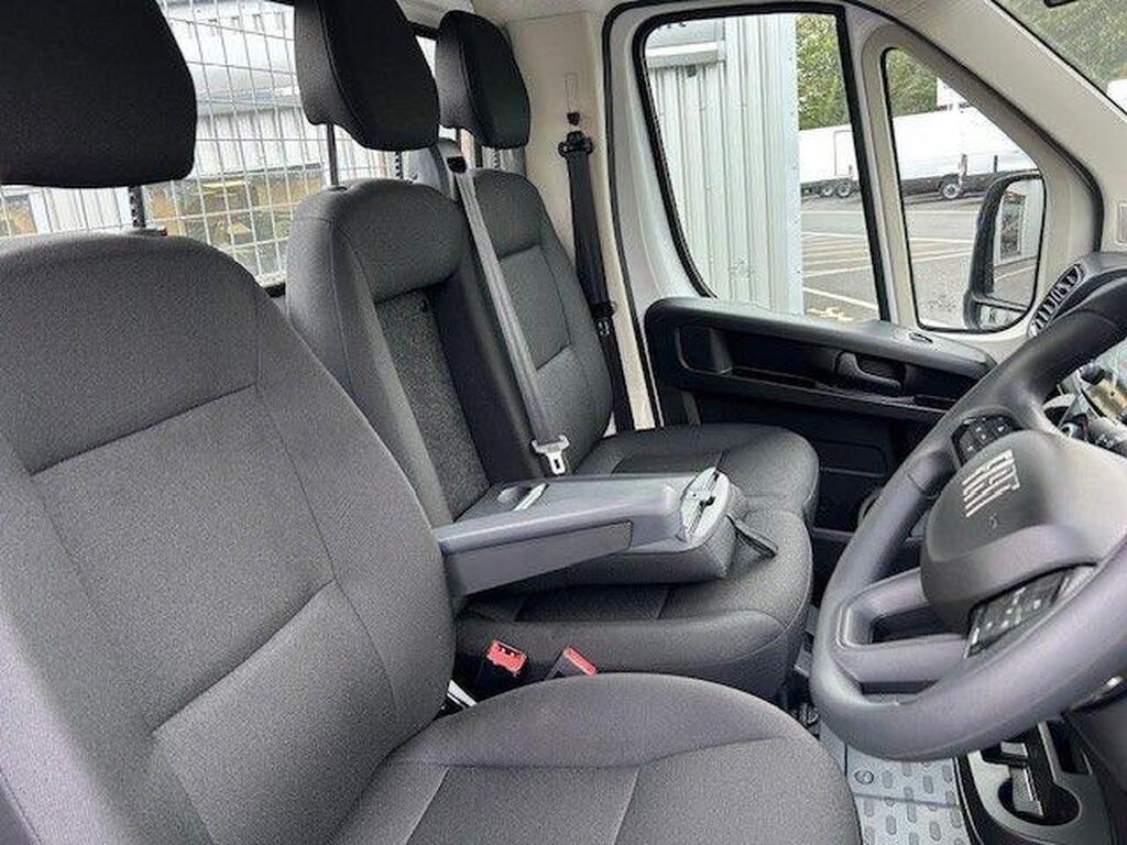 Brand New Fiat Ducato 2.2 Multijet III 35 L3 H1 Dropside Gallery Image 8