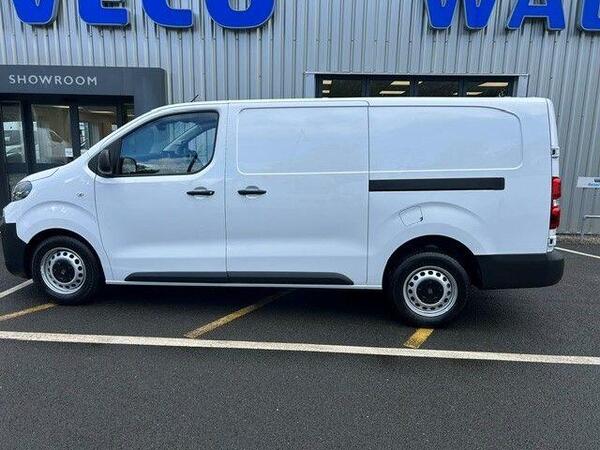 Fiat Scudo 1.5 Multijet L2 Euro 6 (s/s) 6dr Gallery Image 6