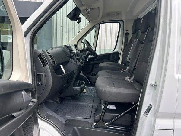 Fiat Ducato 2.2 MultijetIII 35 Maxi L2 H1 Euro 6 (s/s) 2dr Gallery Image 9